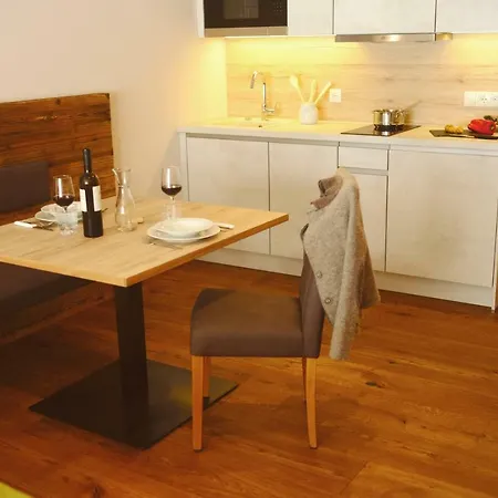 Unterlutaschg-Chalet Appartement Am Hof Slingia Exterior photo